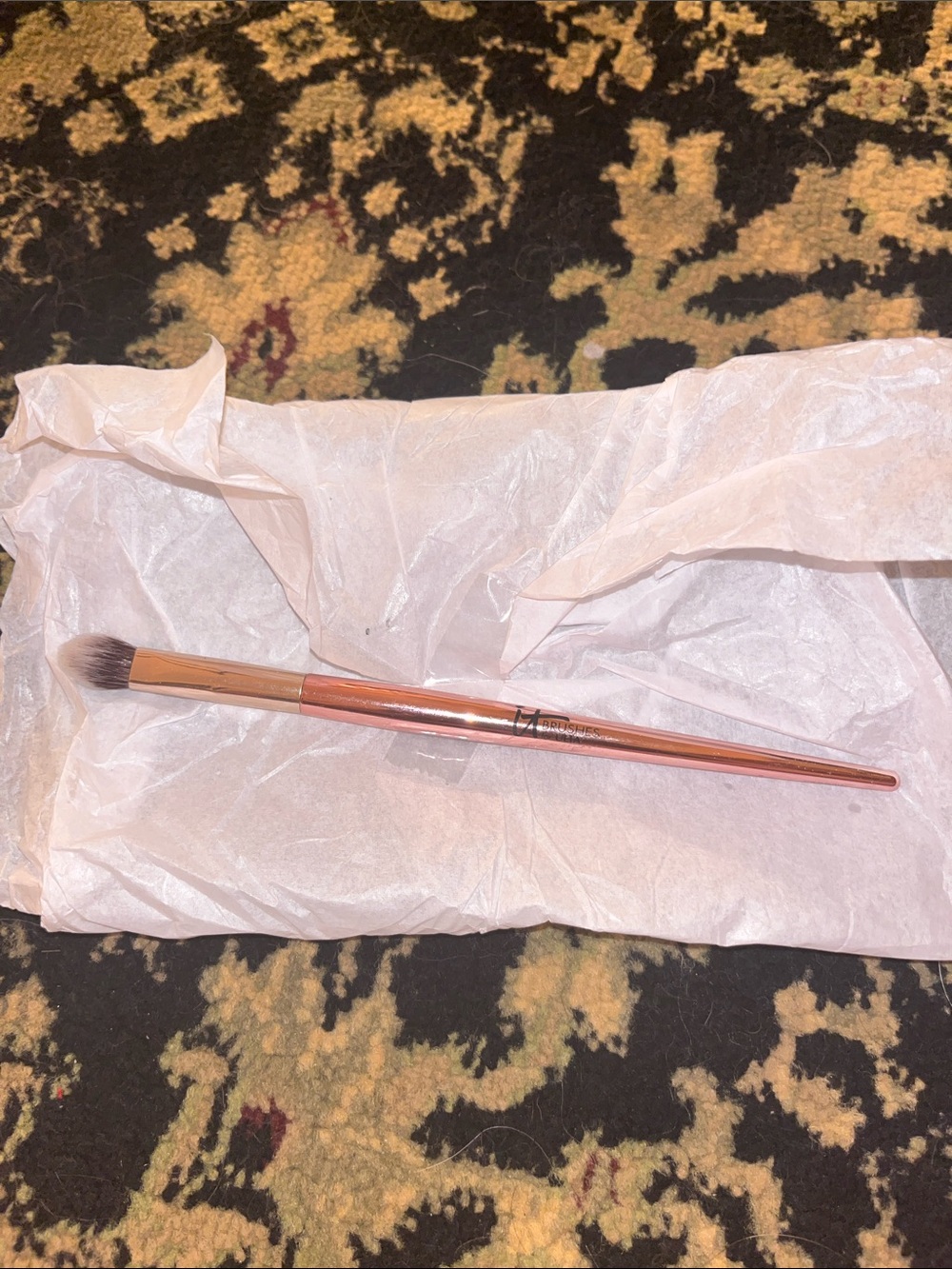 it cosmetics Rose Gold Eyeshadow Blending Brush